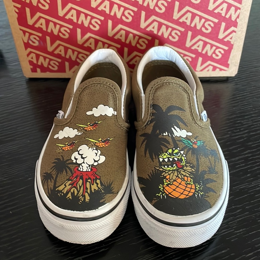Kids Vans size 10.5 EUC